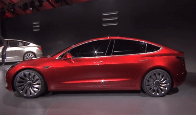 Tesla stellt Model 3 vor