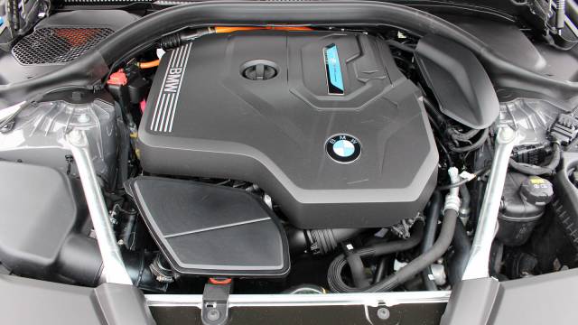 Test BMW 530e Technik