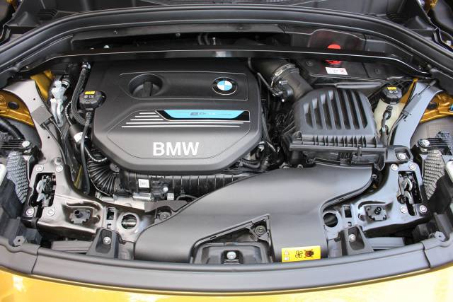 BMW X2 25e