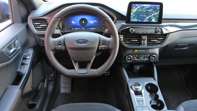 Ford Kuga PHEV innen