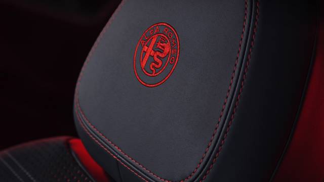Alfa Romeo Tonale Details