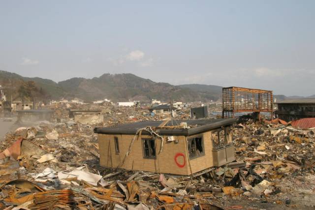 NOAA/NGDC, Japanese Red Cross