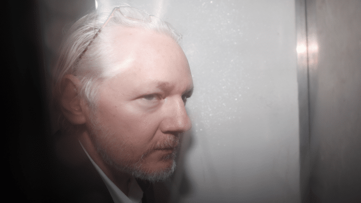 Zwischenbilanz und Ausblick: das Verfahren gegen Assange