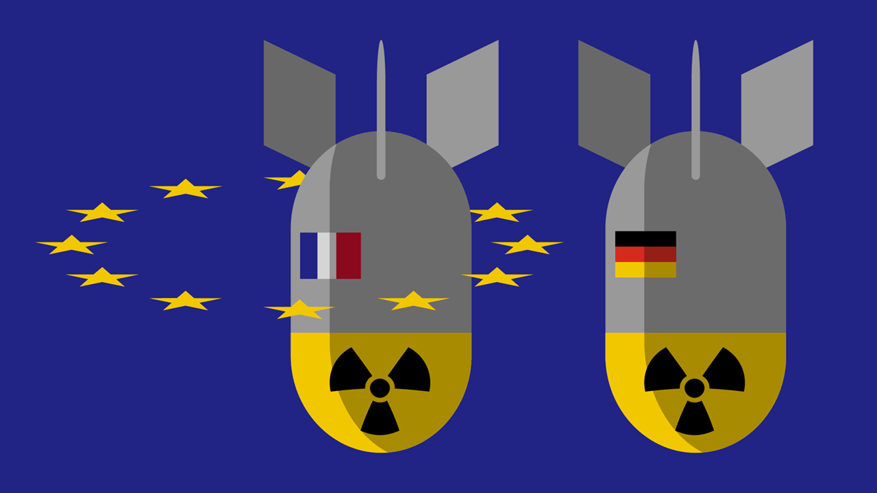Eine Grafik zeigt die schematische Darstellung Zwei Atombomben, eine mit der französischen, die andere mit der deutschen Fahne vor dem Hintergrund der Europa Fahne