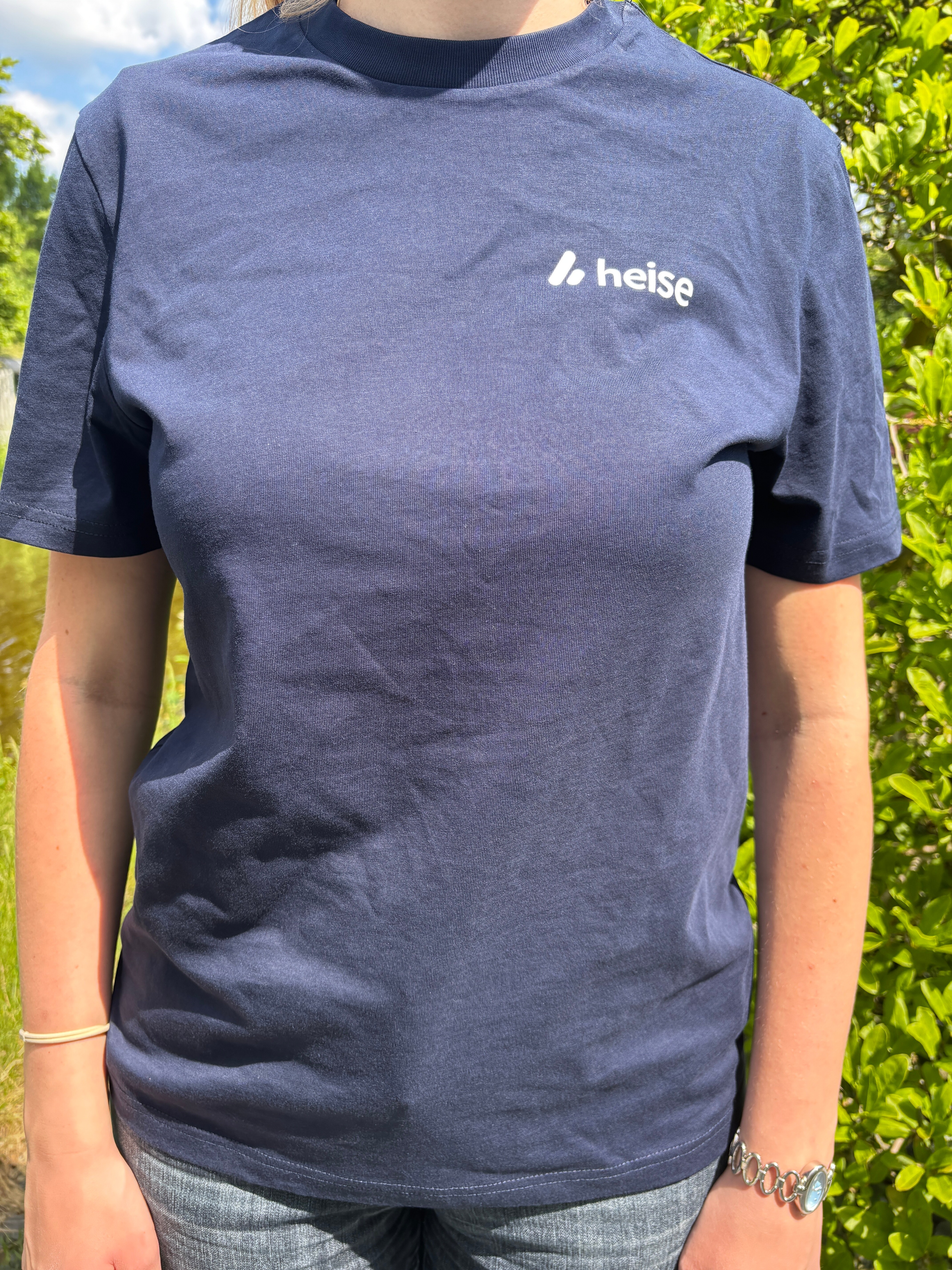 heise T-Shirt Unisex Modell 2025