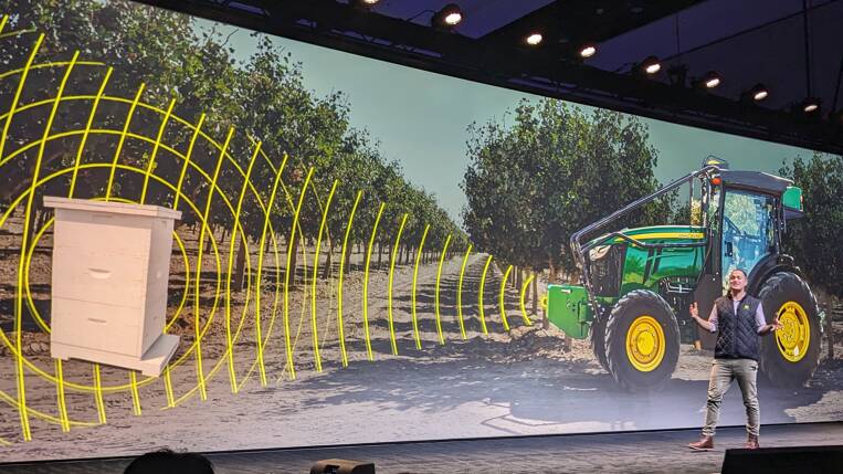 John Deere develops autonomous construction machine 1 2025 01 06 10.19.24 e75f2d2d80b91f4c