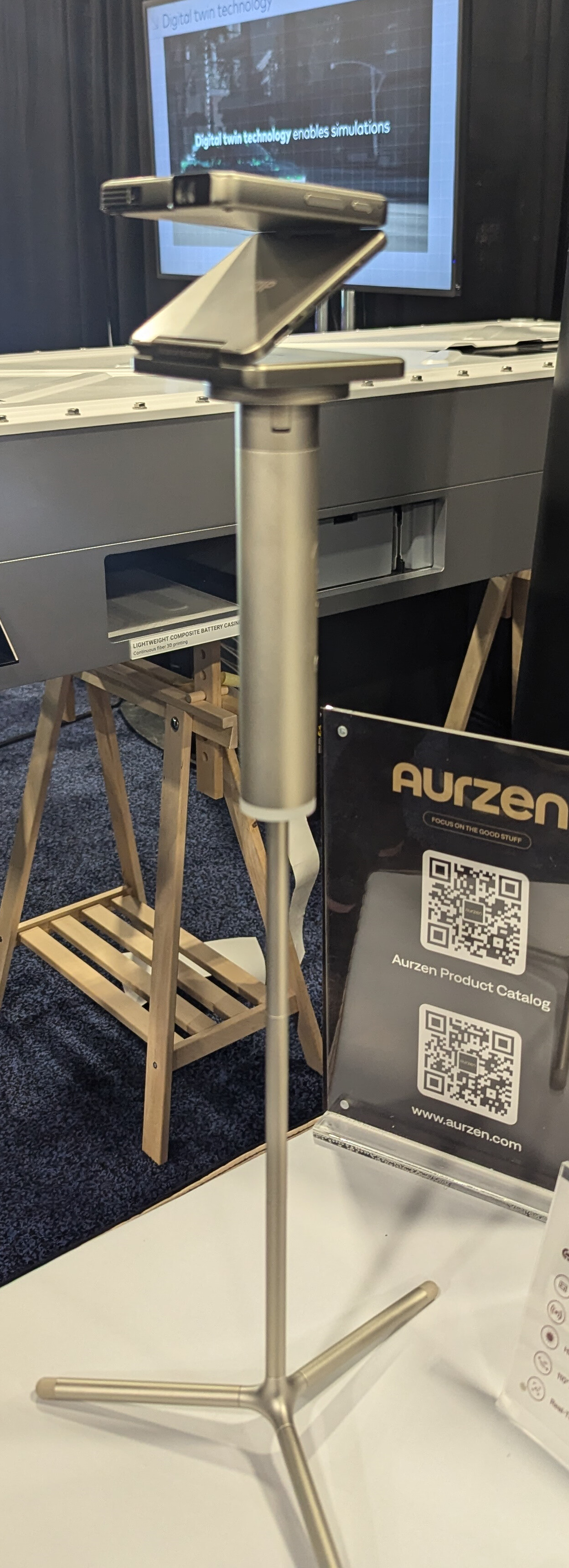 Foldable Split Projector 本体 2個セット ZIP, the foldable projector for your pocket | heise online