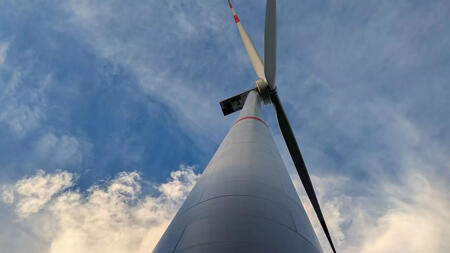 Energie um 29,6 Prozent dekarbonisiert seit 2010, Verkehr stagniert seit 2020