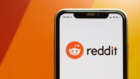 Reddit-Logo auf Smartphone