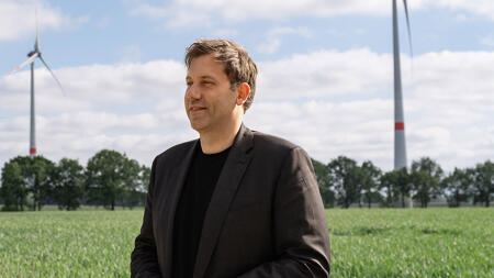 Finanzminister  fordert in Peking fairen Wettbewerb