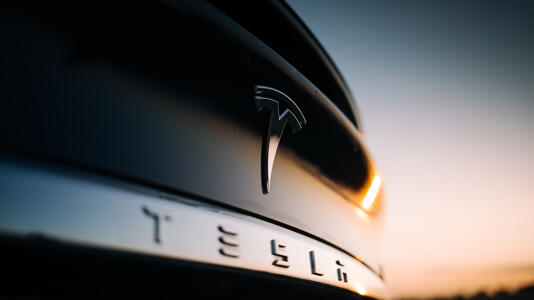 Tesla verklagt kalifornische Behörde wegen Falschwerbe-Urteil zu FSD Tesla verklagt kalifornische Behörde wegen Falschwerbe-Urteil zu FSD