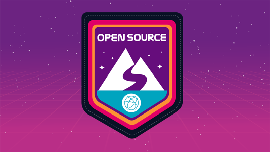 Logo mit Schriftzug Open Source, lila Hintergrund