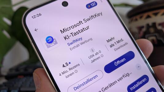 Swiftkey-App im Play Store auf Smartphone