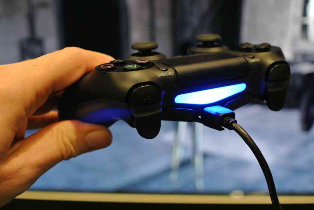 Erste Eindrücke von der Playstation 4 heise online
