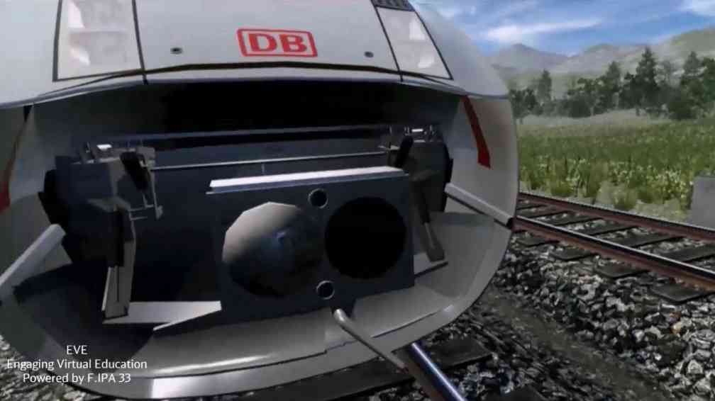 Mit dem Akkuschrauber am ICE 4 Deutsche Bahn lernt in VR