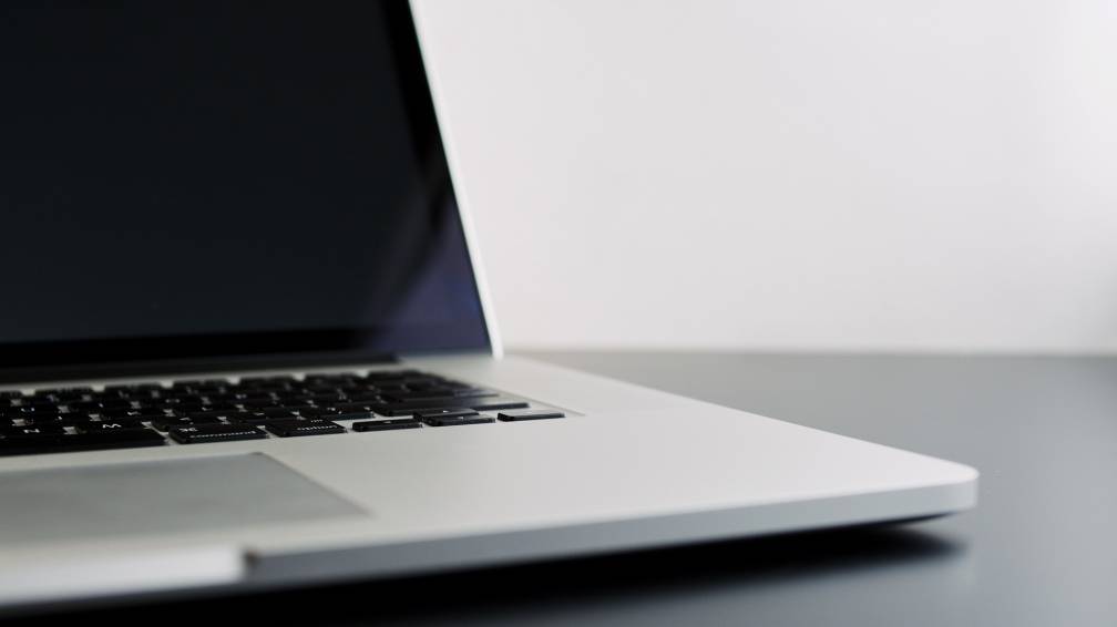 MacbookBildschirm bleibt schwarz was tun? heise online