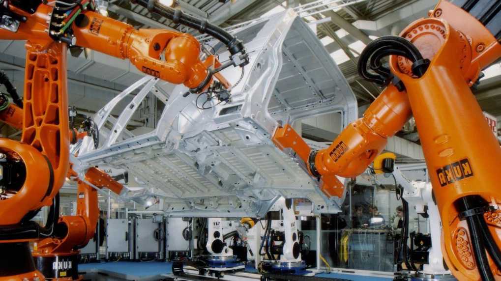 Maschinen Und Anlagenbauer Roboter Sorgen Auch Fur Arbeitsplatze Heise Online