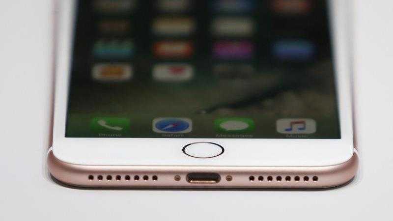 Iphone 8 Angeblich Weiter Mit Lightning Anschluss Aber Usb C Ladetechnik Heise Online