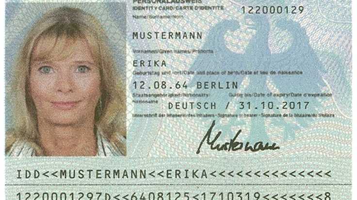 Vor 30 Jahren Erster Maschinenlesbarer Personalausweis In Deutschland Heise Online