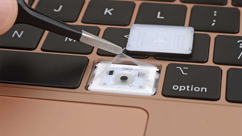 Youtuber Macbook Air Angeblich Auch Mit Krumelproblem Heise Online