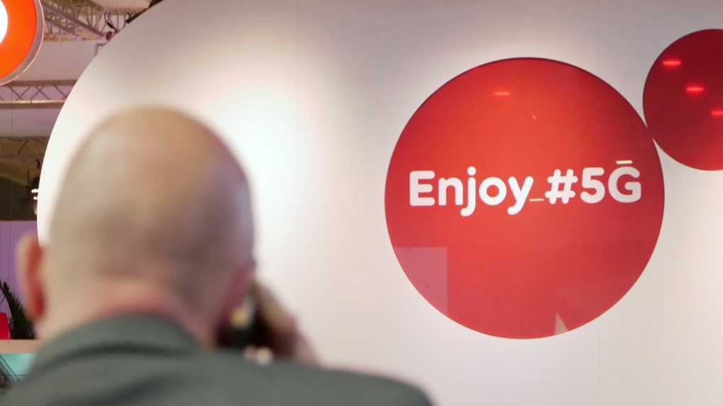 Schweiz: Genf stoppt Aufbau von 5G-Mobilfunkantennen | heise online