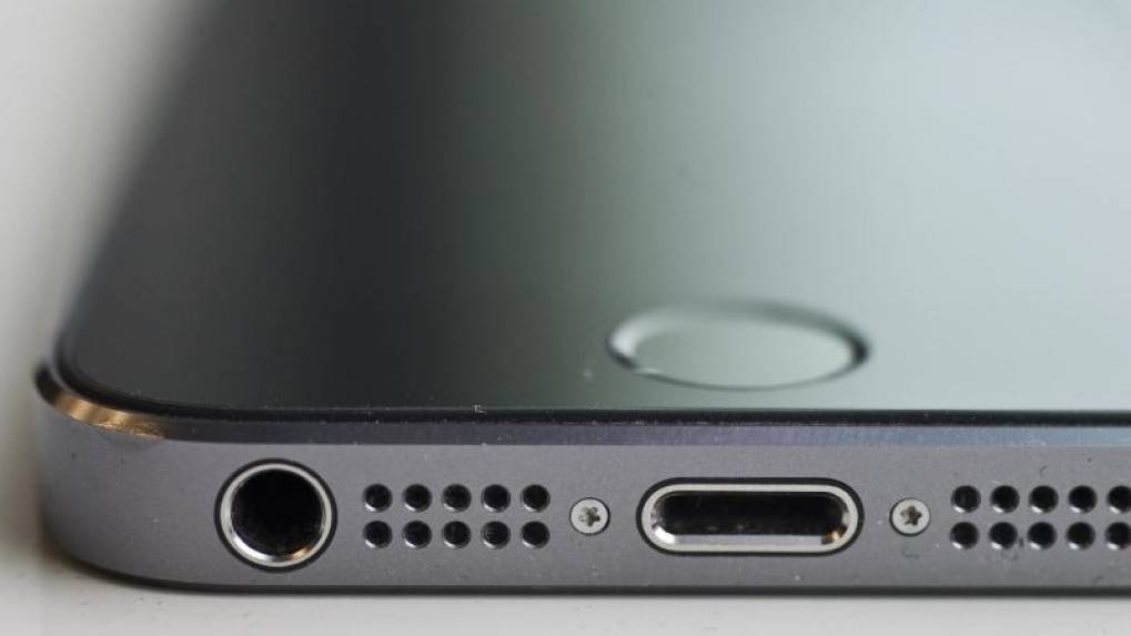 Sicherheitslucken Apple Aktualisiert Auch Alte Iphones Ipads Und Watch Gerate Heise Online