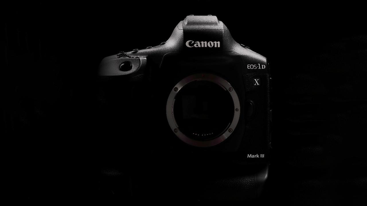 Canon Eos 1 Dx Mark Iii Uber Den Autofokus Gegen Die Spiegellosen Heise Online
