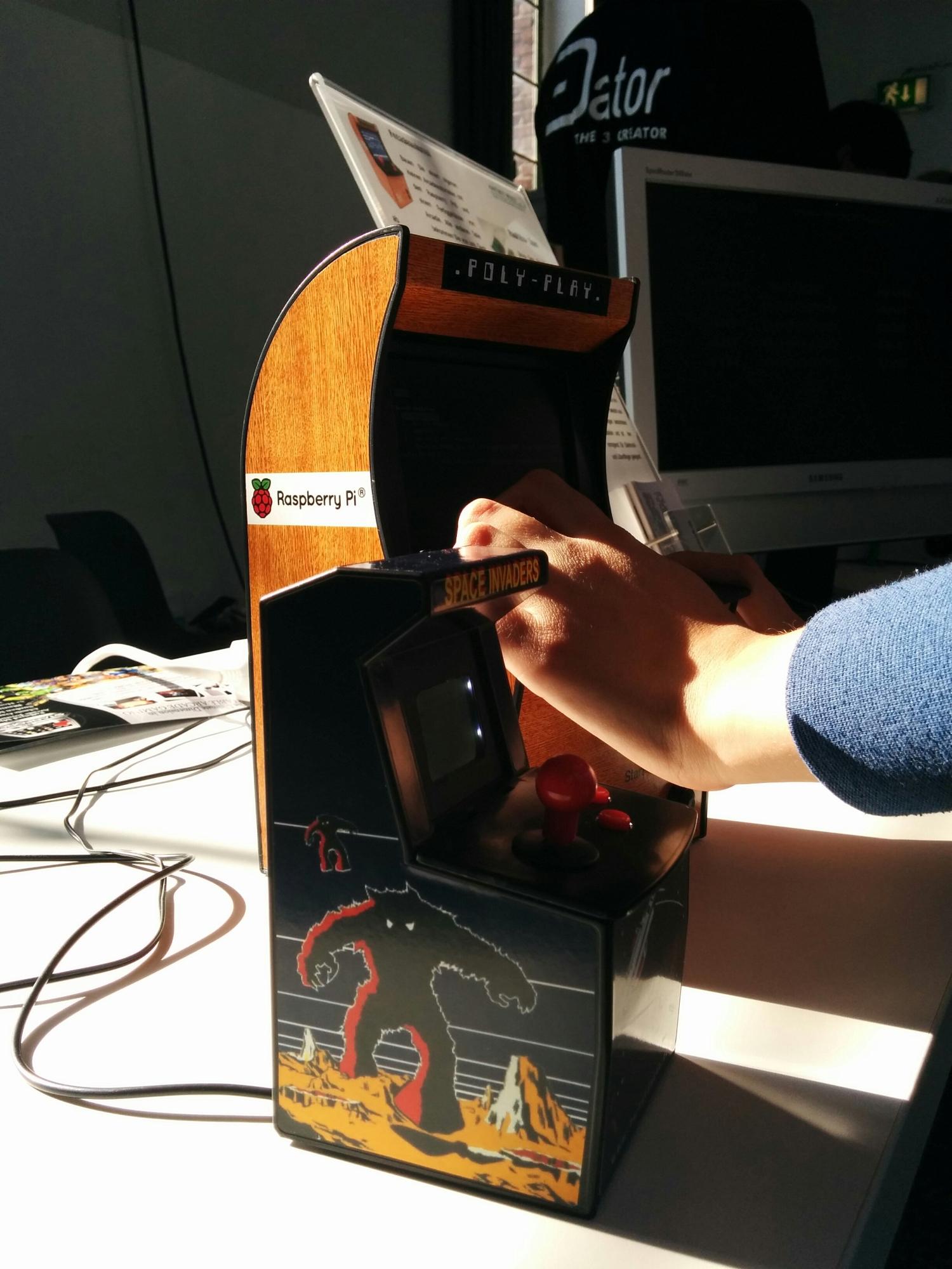 Maker Faire Berlin: Dada-Rhythmik und Mini-Konsolen in der DNA