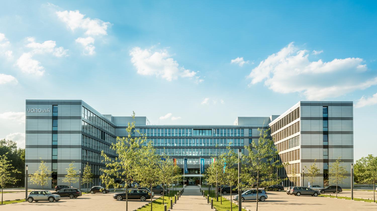 "Miethai frisst Miethai": Megafusion auf dem Wohnungsmarkt ...