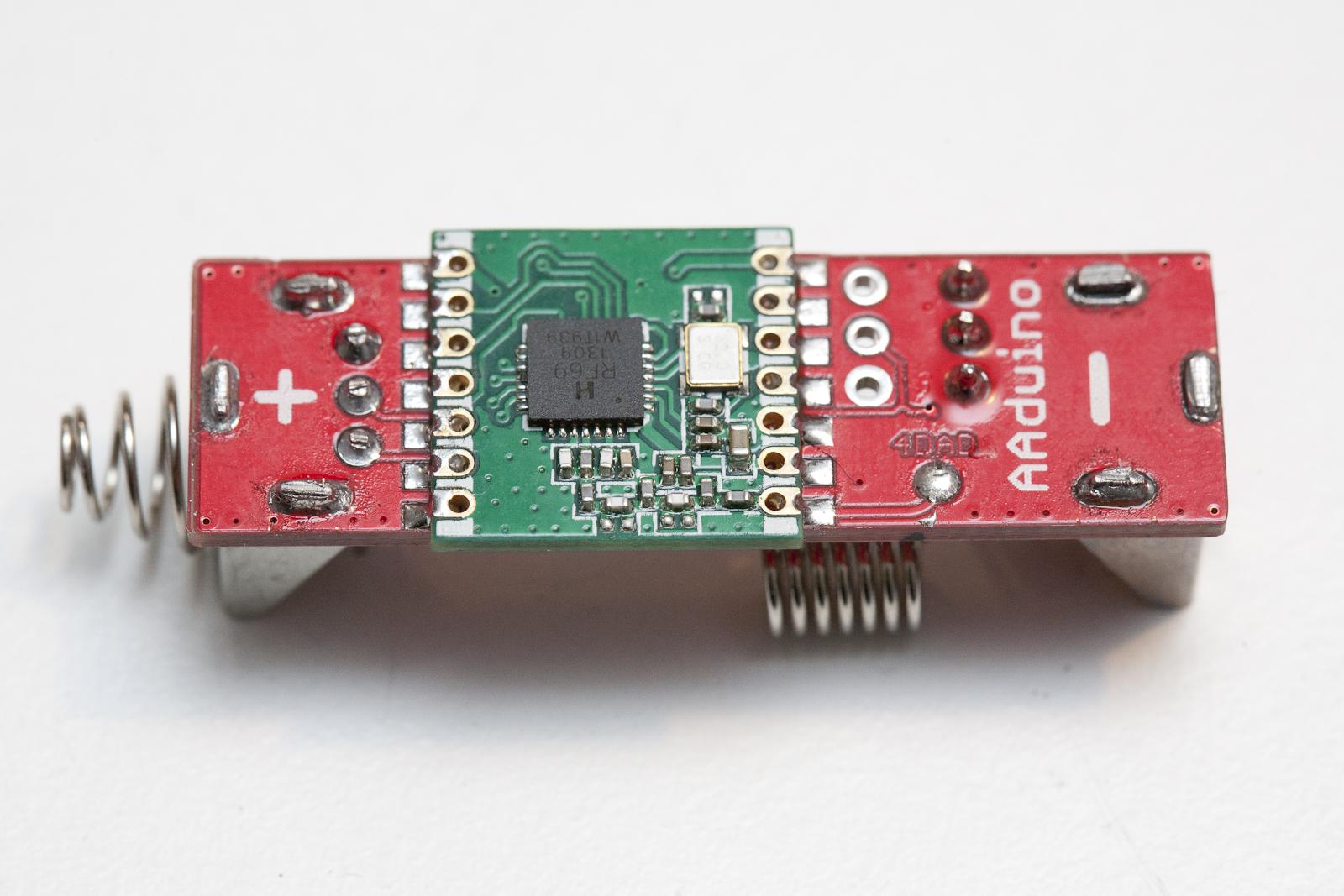 AAduino Arduino im Batterieformat