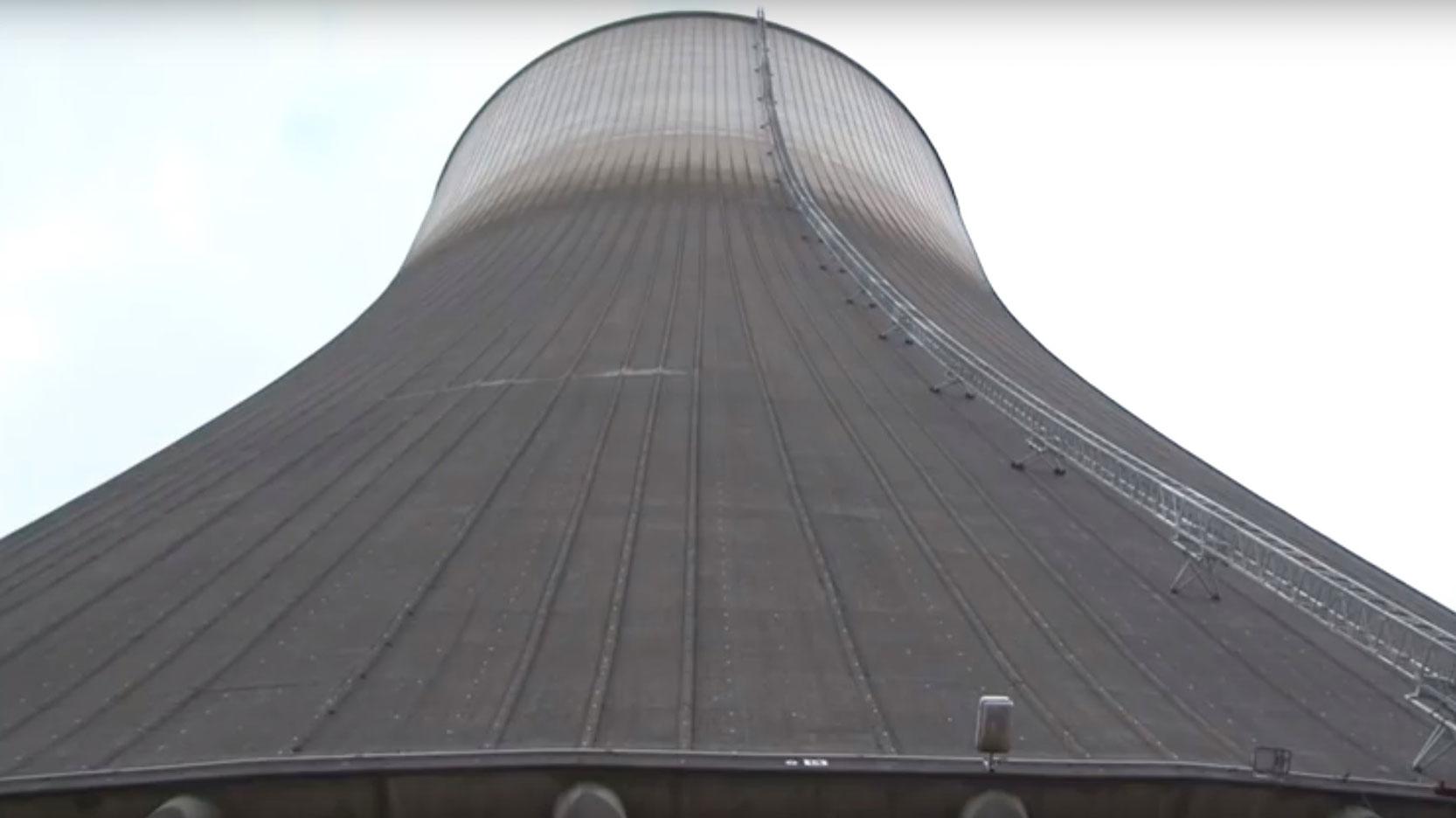 Kühlturm Des Akw Mülheim Kärlich Vor Dem Ende Heise Online