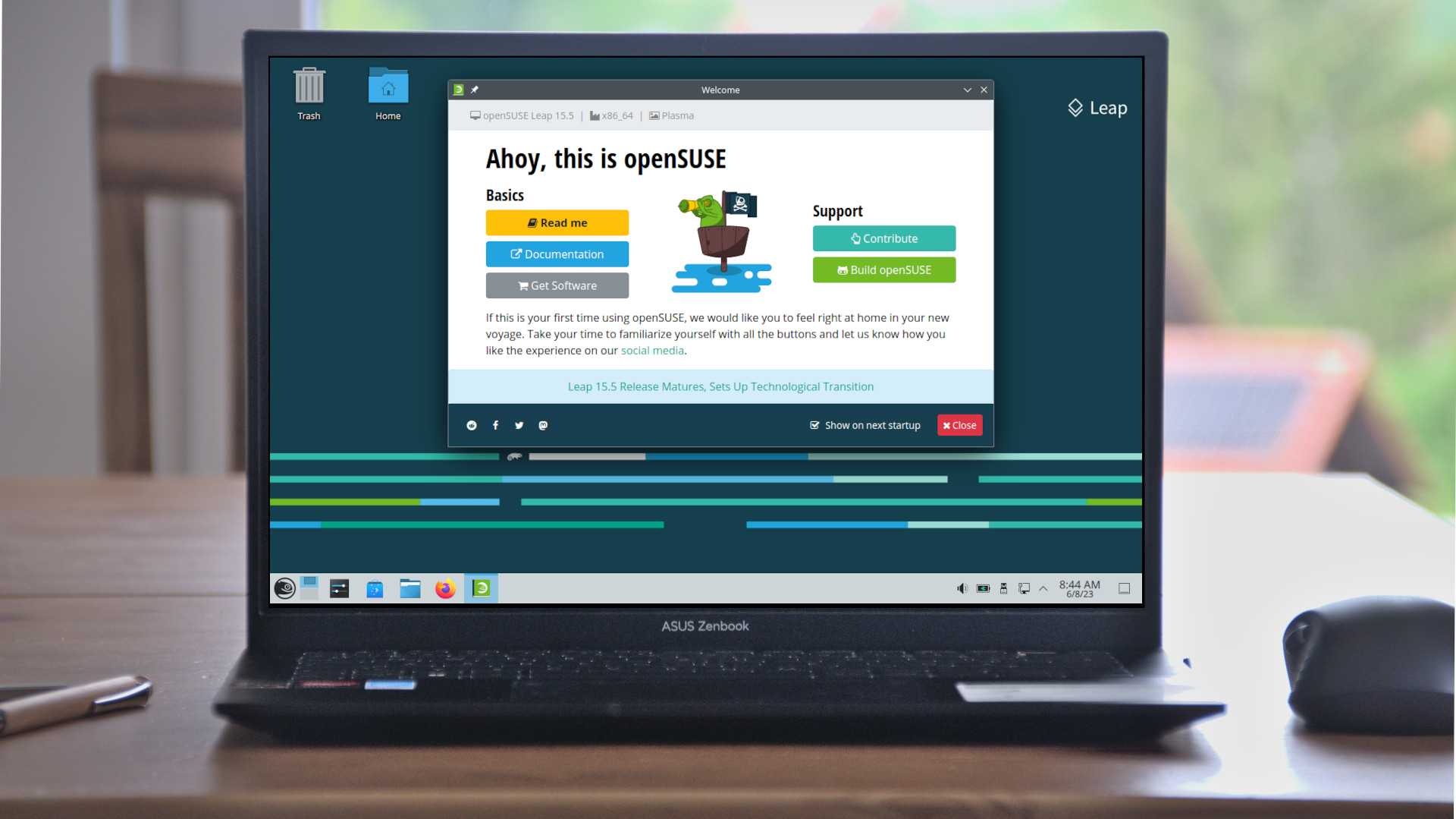 Screenshot vom openSUSE Desktop auf einem Notebook