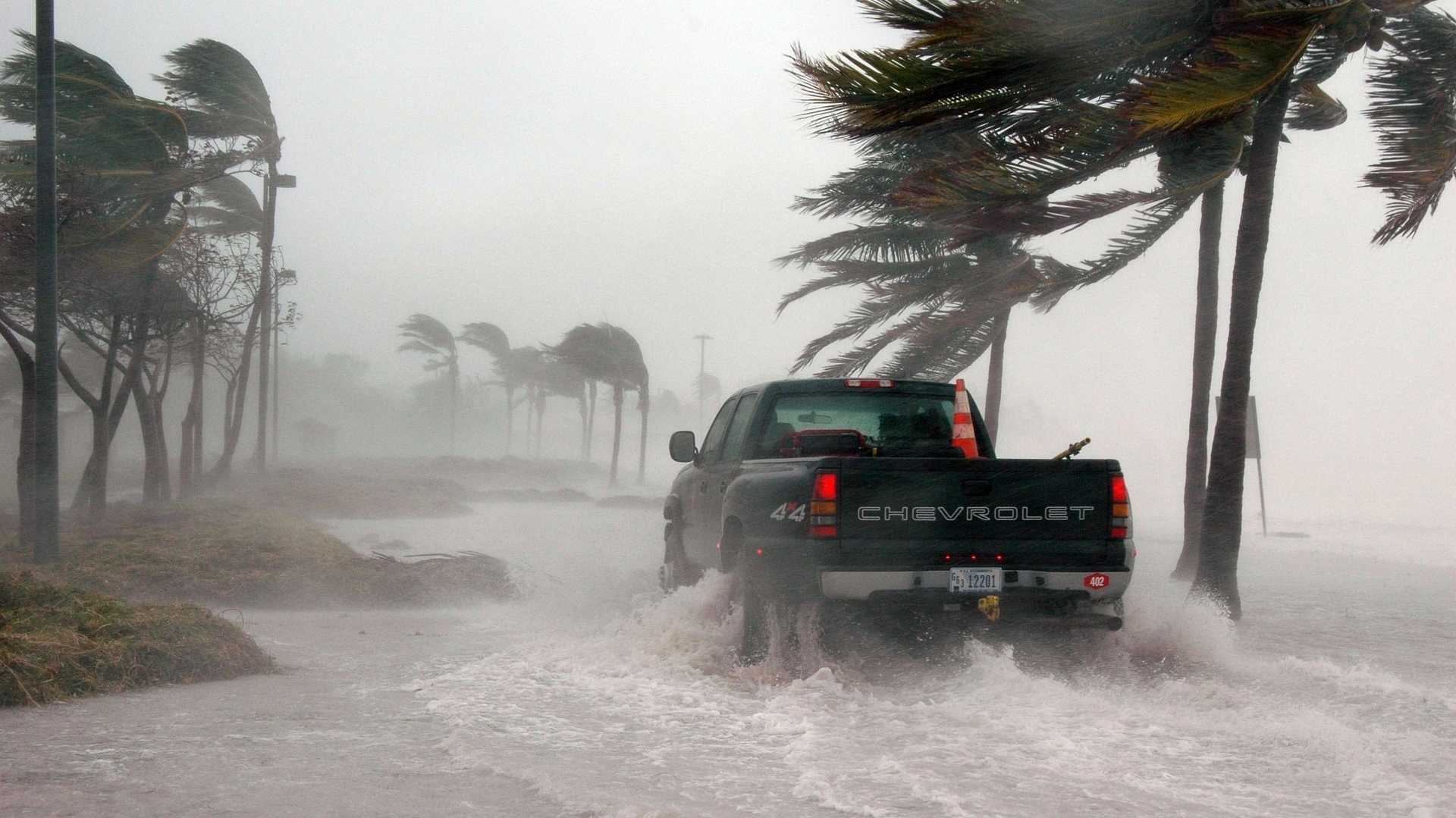 Hurrikan wütet vor Küste Floridas