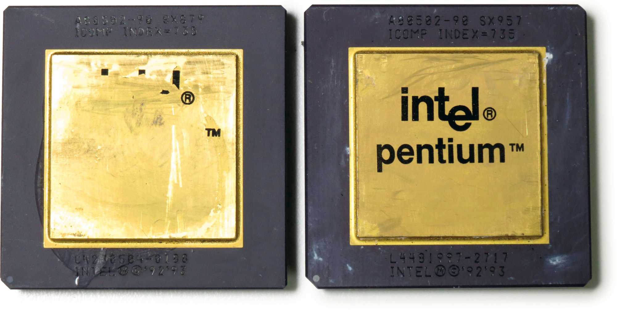 Im linken Pentium-90 steckt der berühmte FDIV-Bug, der rechte rechnet richtig.