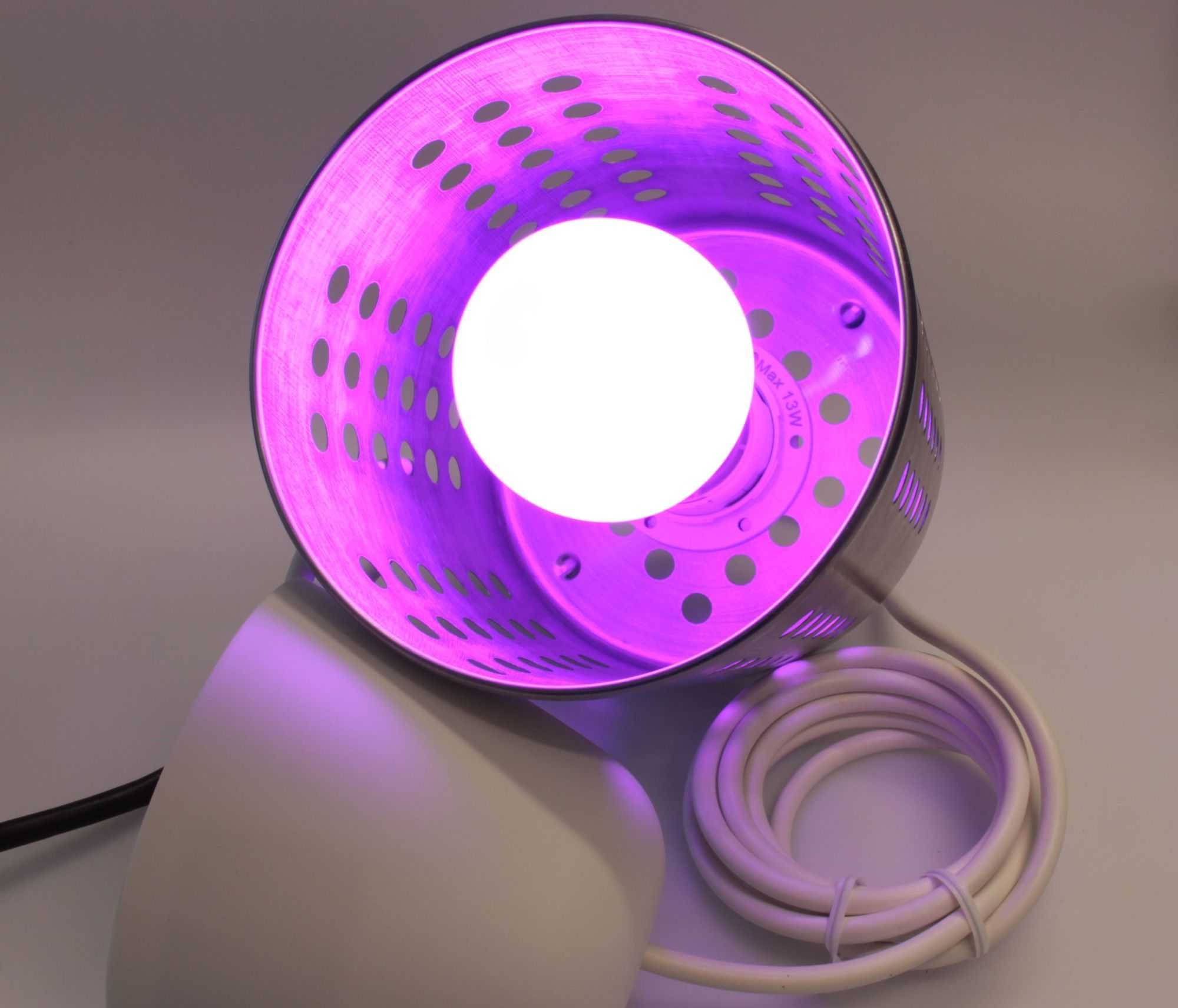 Lampen aus Ikea-Küchenutensilien bauen