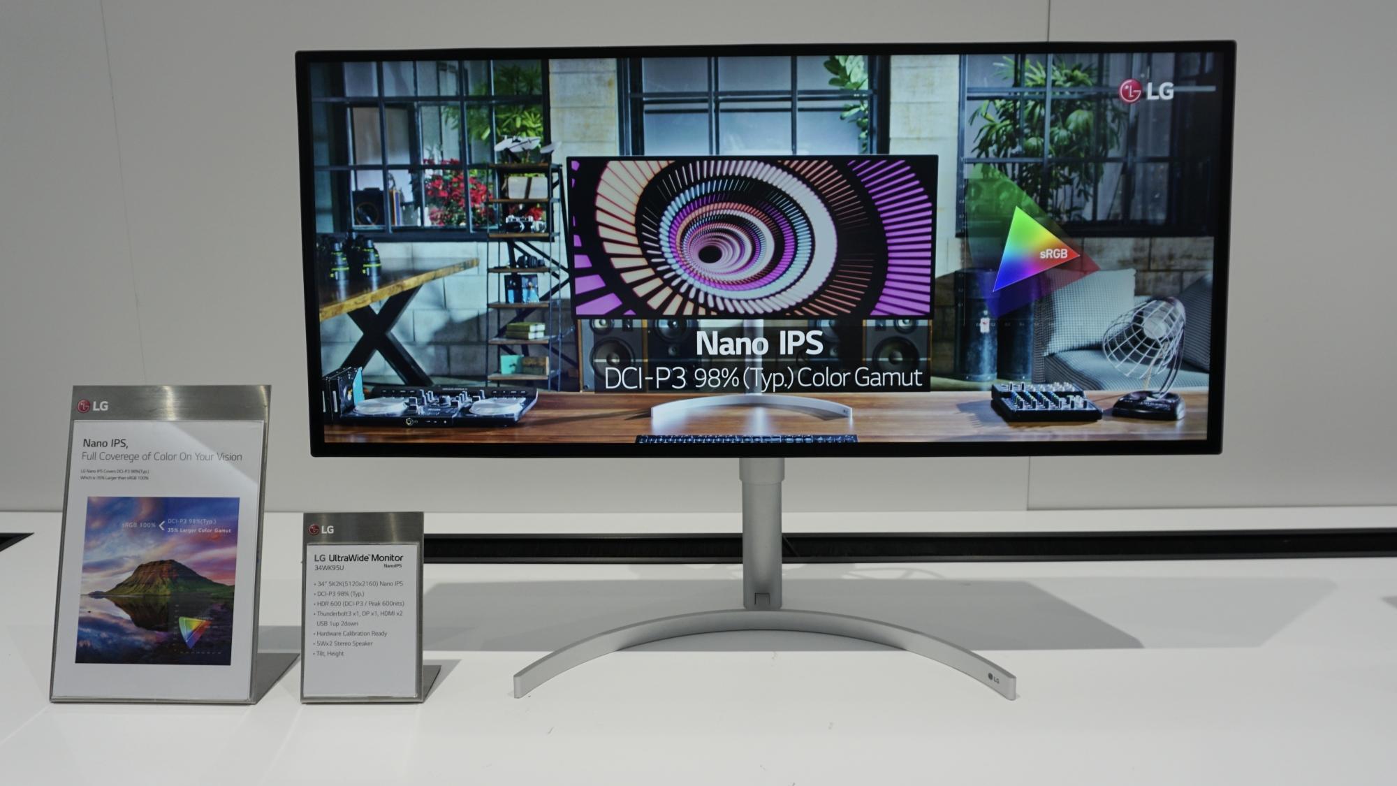 Der 34WK95U zeigt 5120 x 2160 Bildpunkte, also 5K-Auflösung, und ist Hardware-kalibrierbar.