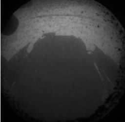 Das erste Curiosity-Bild vom Mars mit höherer Auflösung