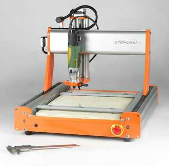 CNC-Fräsen-3D-Druck-Kombi aus dem Bausatz: Stepcraft-2/420 | heise online