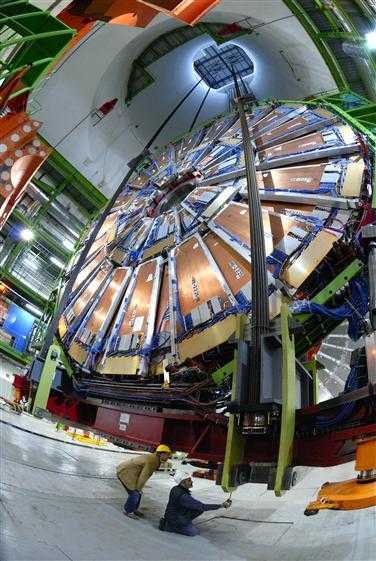 Endkappe des CMS-Teilchendetektors, der dem Higgs-Feld auf die Spur kommen soll.
