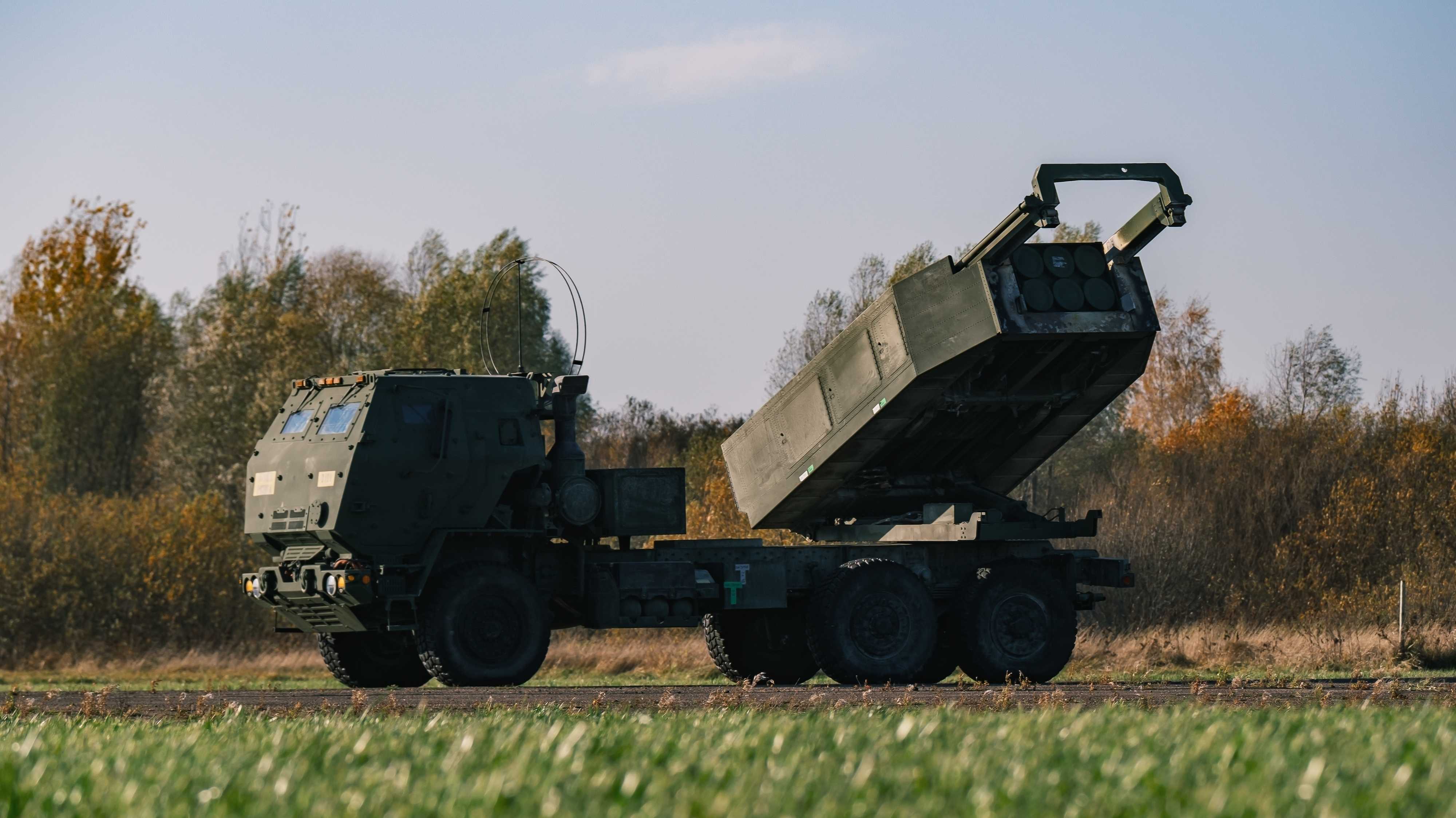 HIMARS-Raketenwerfer in Lettland