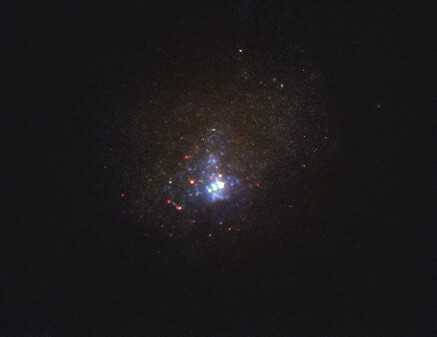Die Kinman-Zwerggalaxie, aufgenommen vom Weltraumteleskop Hubble