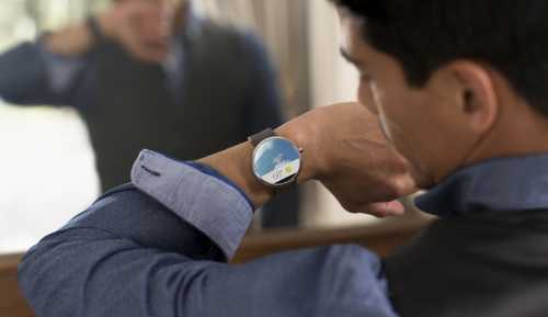 Zeit für Neues: Smartwatches wie die Motorola Wear 360 sollen ein rundes Display bekommen.