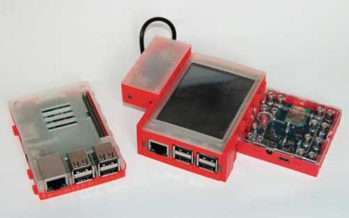 Auch mit Fischertechnik lässt sich der Raspberry Pi in einem Gehäuse unterbringen und mit dem hauseigenen TXT-Controller kombinieren.