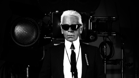 Modezar, Fotograf, Designer, Filmemacher, Verleger und Stilikone: Karl Lagerfeld wird ungefähr 80
