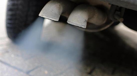 EU-Kommission senkt Grenzwerte für Kohlendioxid-Ausstoß von Autos