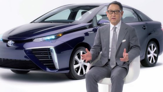 Toyota bringt erstes Serien-Brennstoffzellenauto Mirai früher als geplant auf den Markt