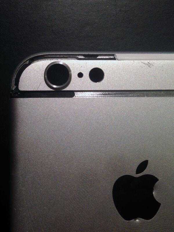 So sieht angeblich die &quot;iPhone 6&quot;-Rückseite aus: In diesem Bild angekratzt, aber hochauflösend.