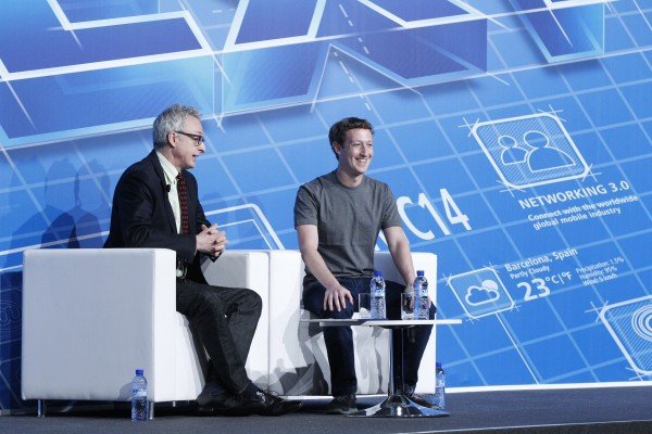 Mark Zuckerberg versucht's  bei den Netzbetreibern mit einer Charmeoffensive.