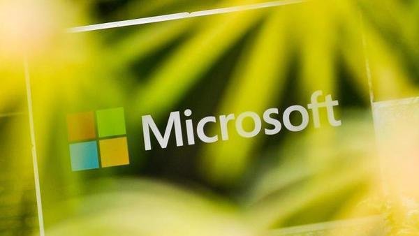 Microsoft holt MS Open Tech zurück