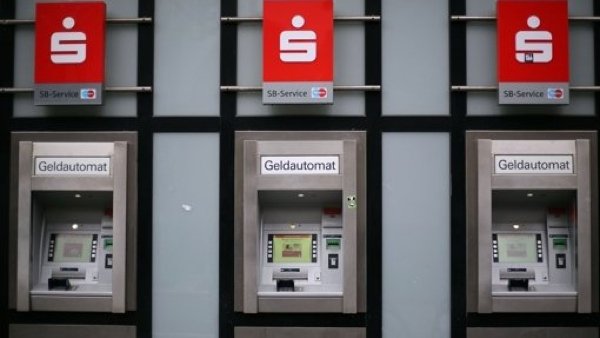 Sparkassen-Geldautomaten